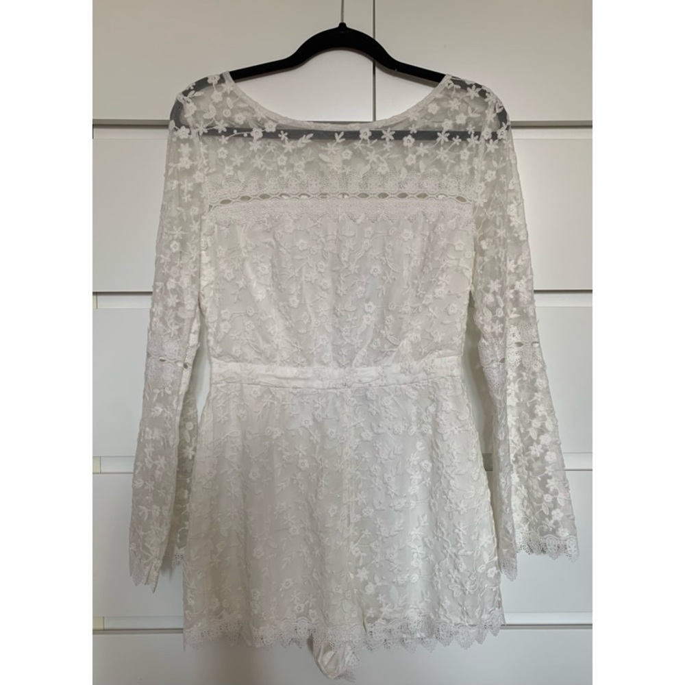 BB Dakota White Lace Romper Size 6 BNWT